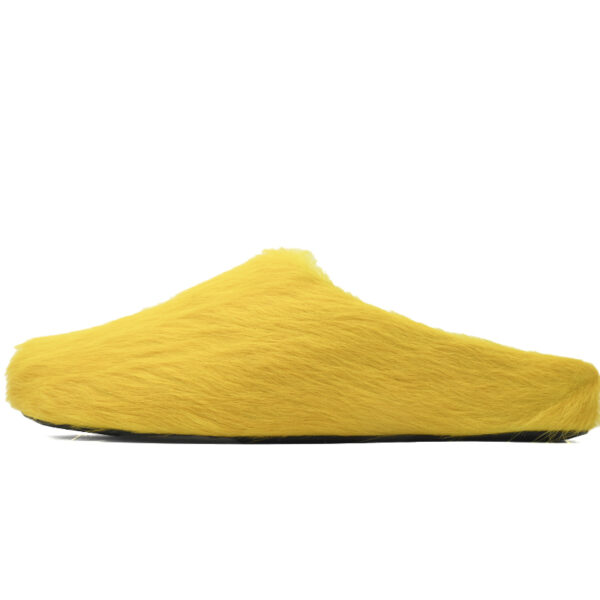 Marni Long-hair Calfskin Fussbett Sabot Yellow SBMR000600P4122Z0565