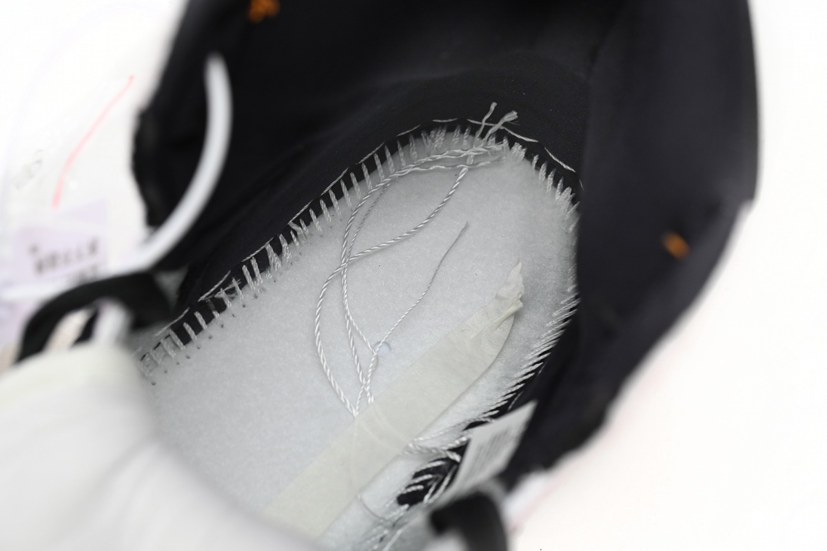 Air  Jordan 1 Retro High OG Skyline DX0054-805 - Image 4