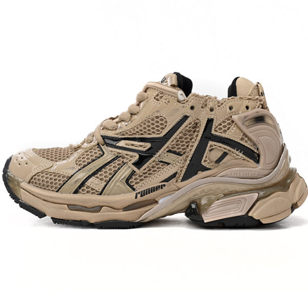 Balenciaga Runner Dark Brown 677402 W1RA8 0125