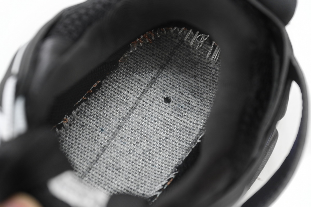 Balenciaga LED Black And White 542023 W1GB1 2045 - Image 5