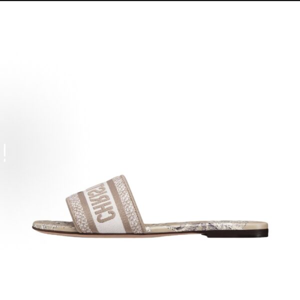 Dior Dway Cream-coloured KCQ209EDP S24U