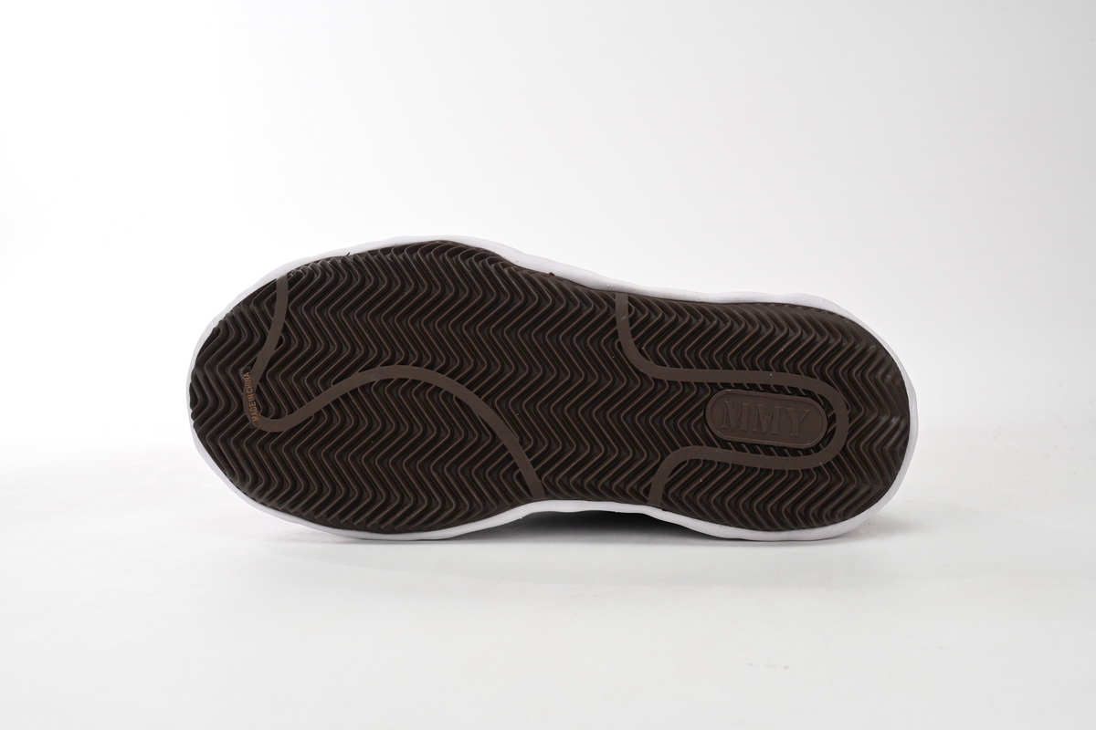 Mihara Yasuhiro White And Black And White Gold NO.701 - Image 5