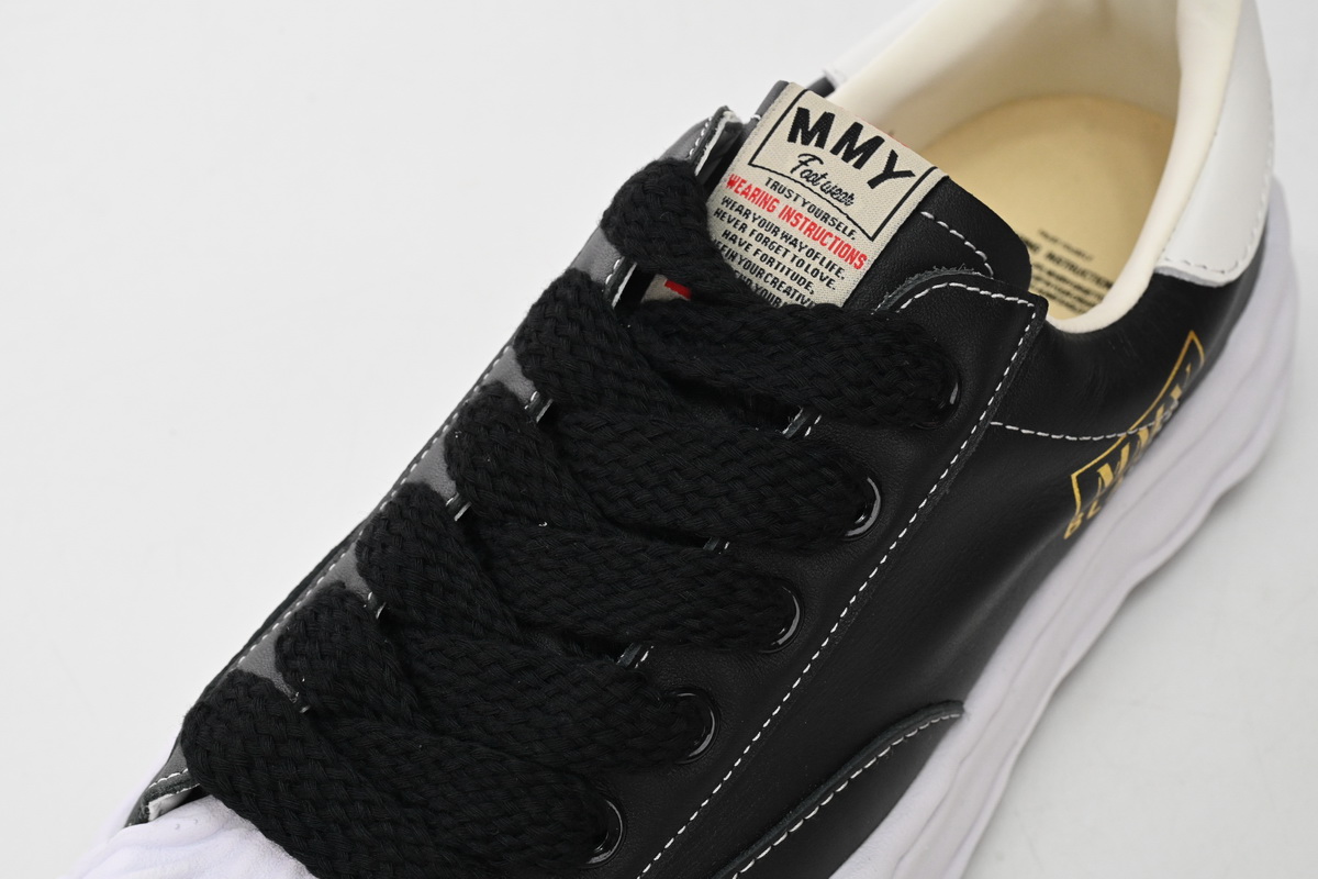 Mihara Yasuhiro White And Black And White Gold NO.701 - Image 8