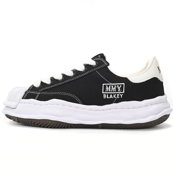 Mihara Yasuhiro White And Black Background NO.762