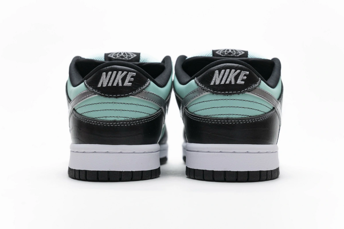 Nike Dunk SB Low Diamond Supply Co. Aqua Blue 304292-402 - Image 8