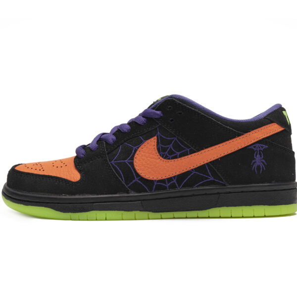 Nike SB Dunk Low “Night Of Mischief” BQ6817-006
