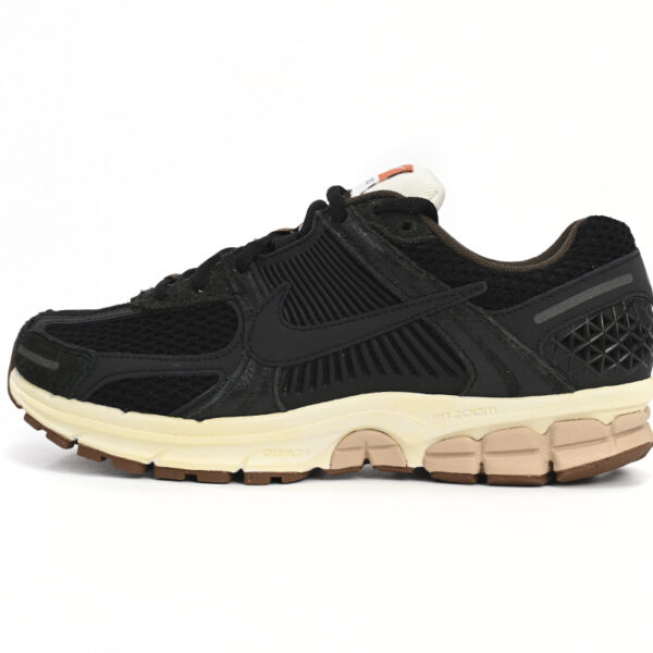 Nike Air Zoom Vomero 5 Pure Black FD0533-010