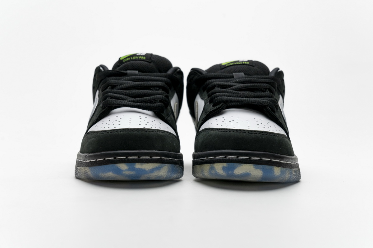 Staple x Nike SB Dunk Low “Panda Pigeon” BV1310-013 - Image 6