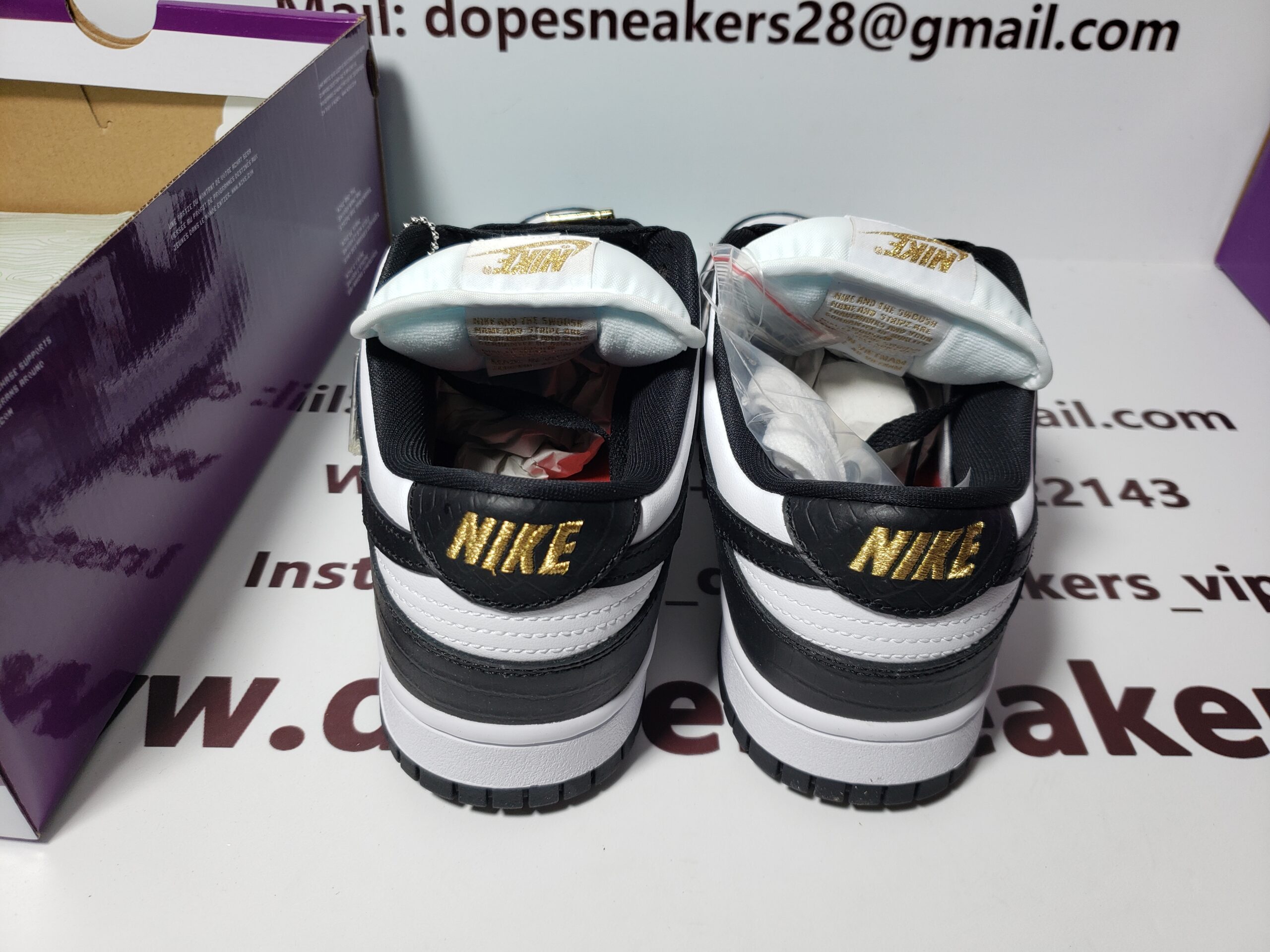 Supreme x Nike SB Dunk Low Black Stars DH3228-102 - Image 6