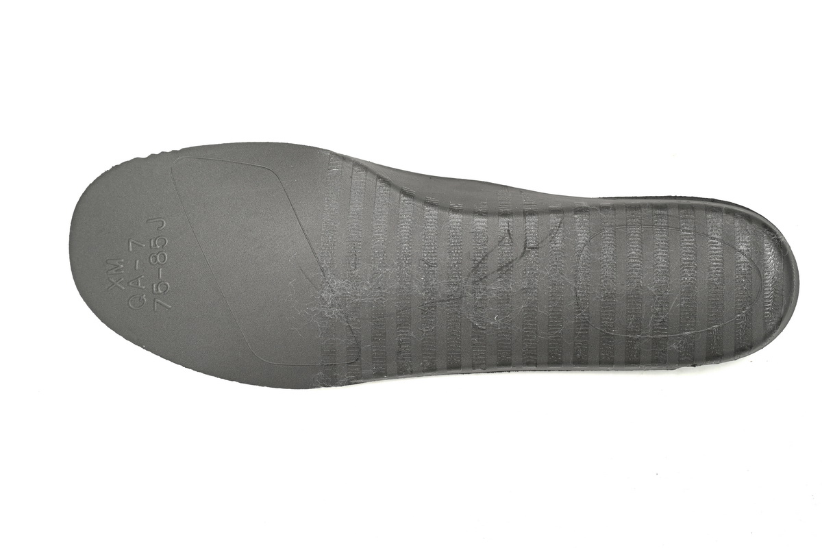 Travis Scott x Nike Air Force 1 Low Utopia - Image 10